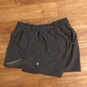 Lululemon Hotty Hot Short (Long 4’’)